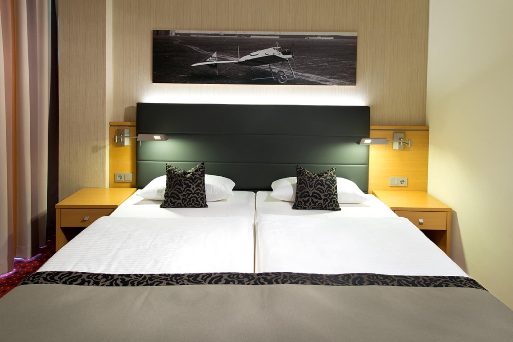 Airporthotel Berlin-Adlershof מראה חיצוני תמונה