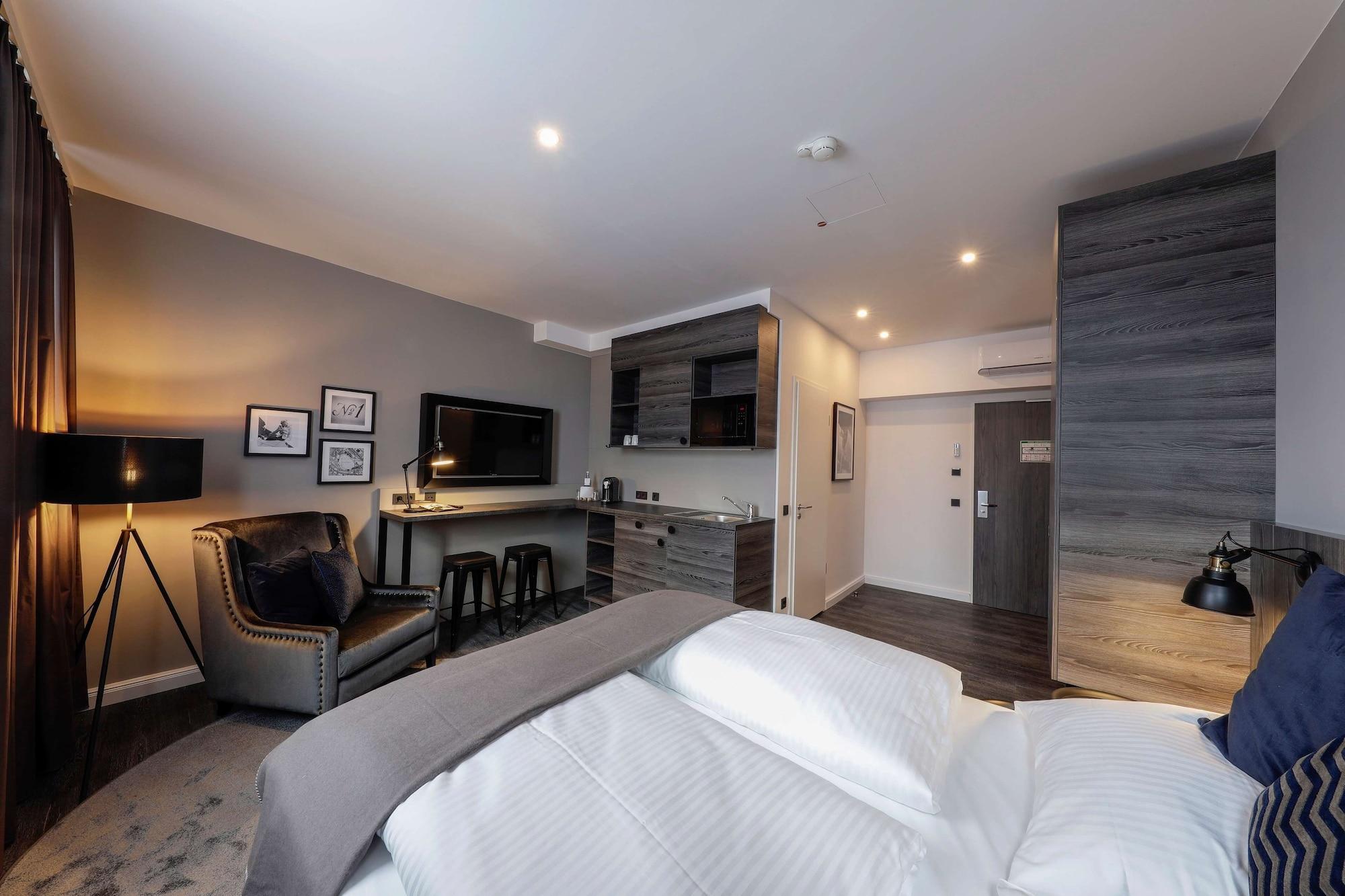 Airporthotel Berlin-Adlershof מראה חיצוני תמונה