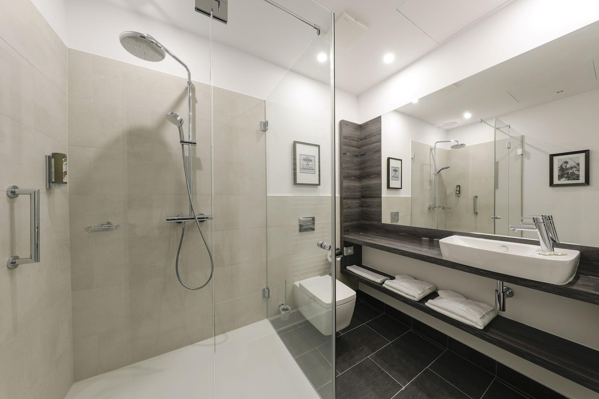 Airporthotel Berlin-Adlershof מראה חיצוני תמונה