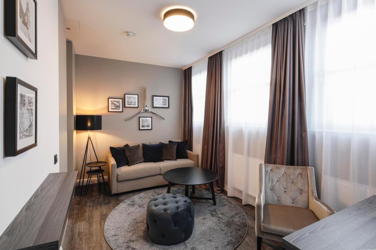 Airporthotel Berlin-Adlershof מראה חיצוני תמונה